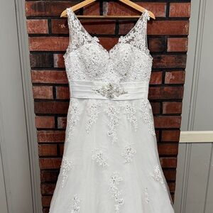 Moda bella  White Lace wedding dress